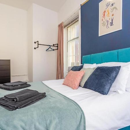 Newcastle'S Most Central Apartment - Sleeps 10 Екстериор снимка