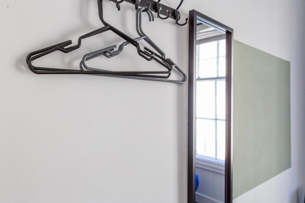Newcastle'S Most Central Apartment - Sleeps 10 Екстериор снимка