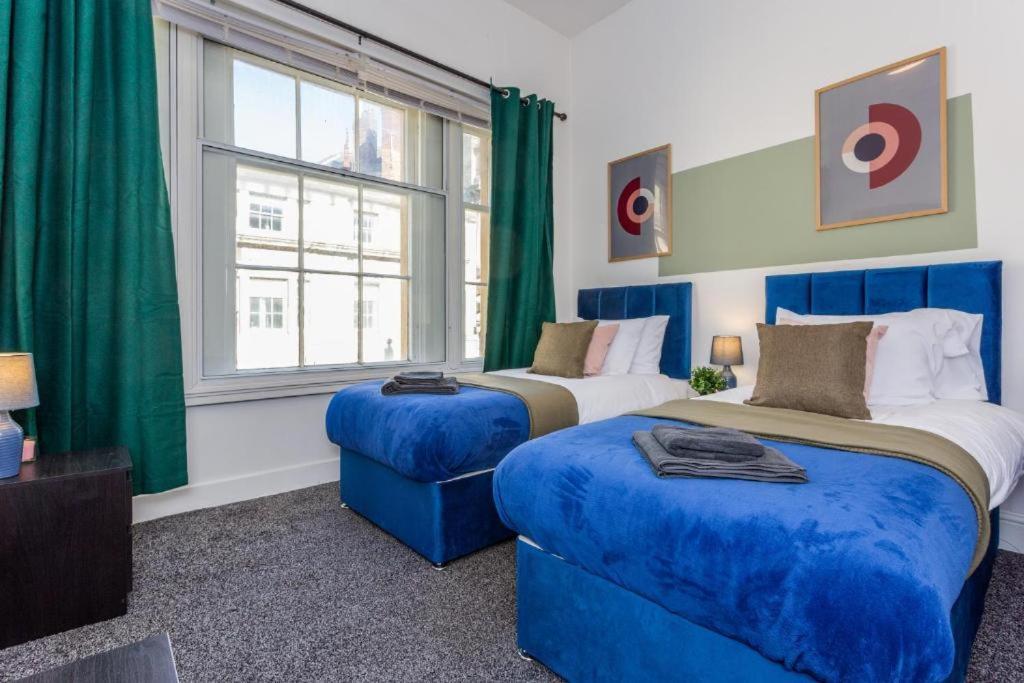 Newcastle'S Most Central Apartment - Sleeps 10 Екстериор снимка
