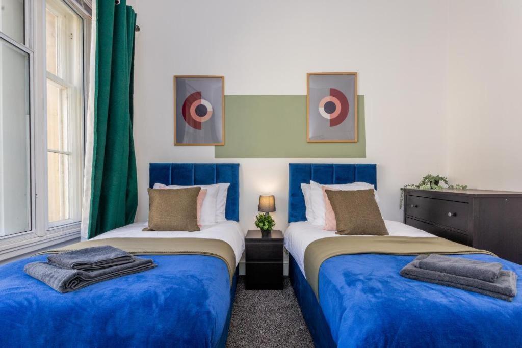 Newcastle'S Most Central Apartment - Sleeps 10 Екстериор снимка